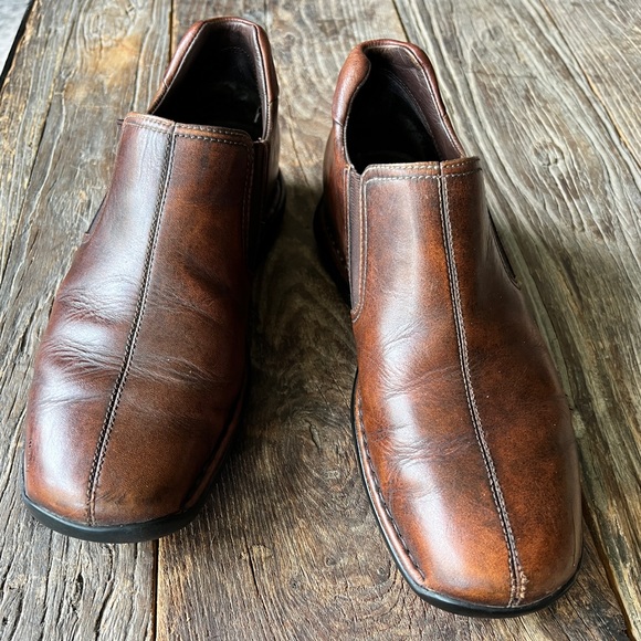 Cole Haan Men’s Slip on Shoes | size 9.5M main image 4